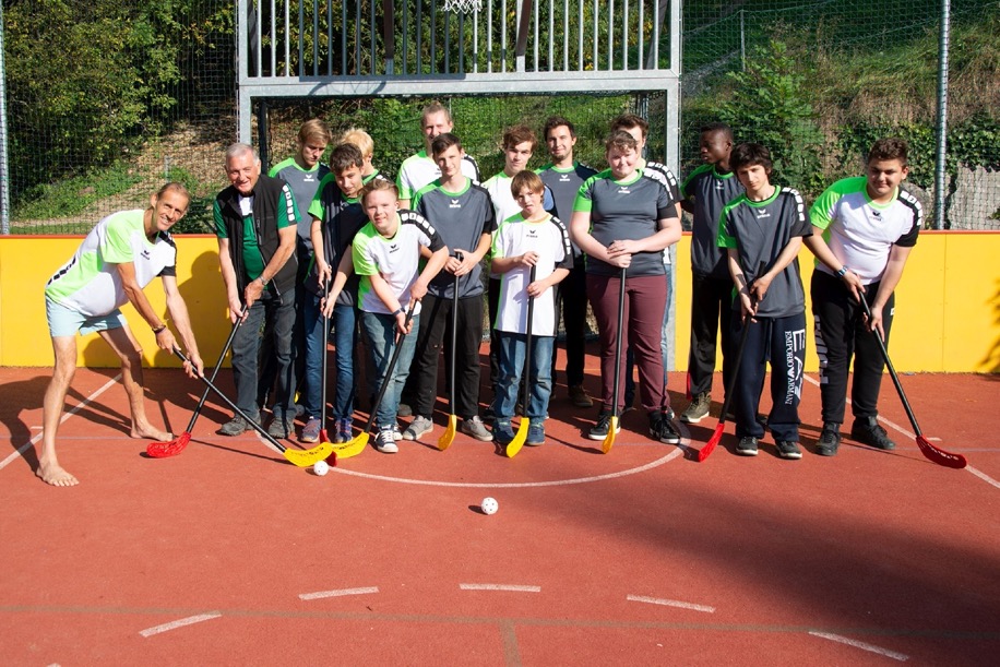 Dressen und Sportartikel für die Waldorfschule